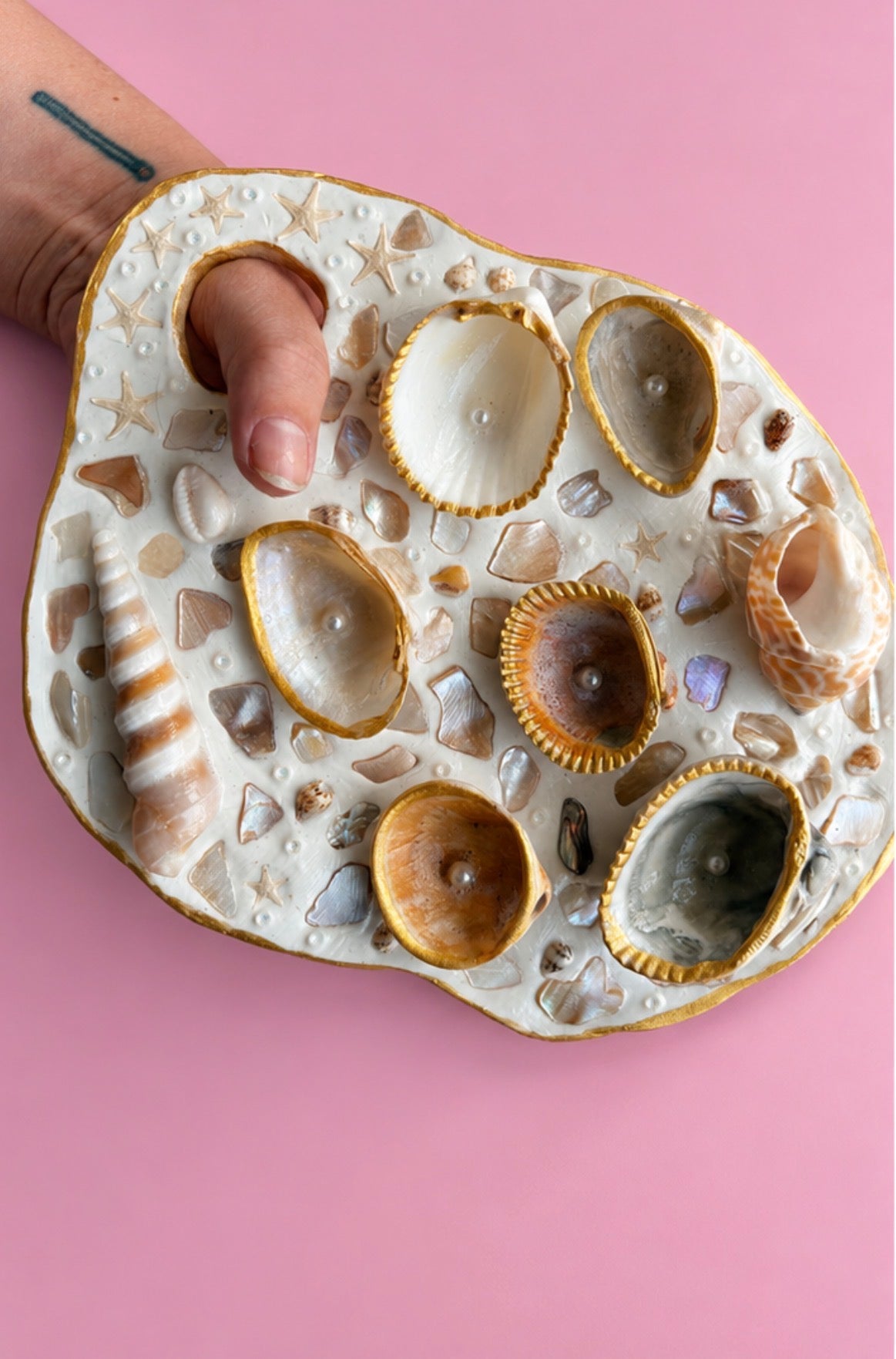 Mermaid Seashell Paint Palette (Beige/Pink/Multicolor)