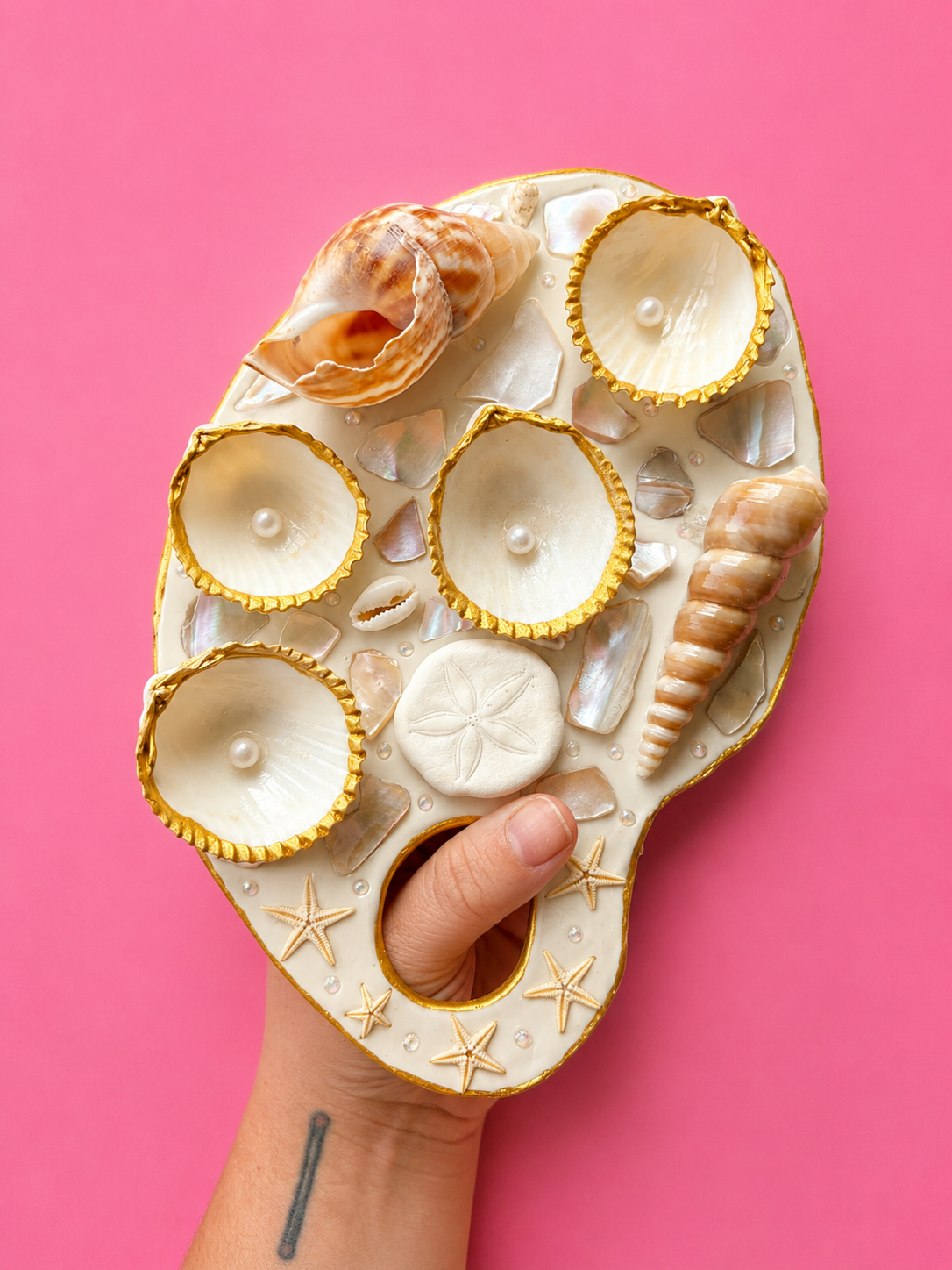 Mermaid Seashell Paint Palette (Beige/Pink/Multicolor)